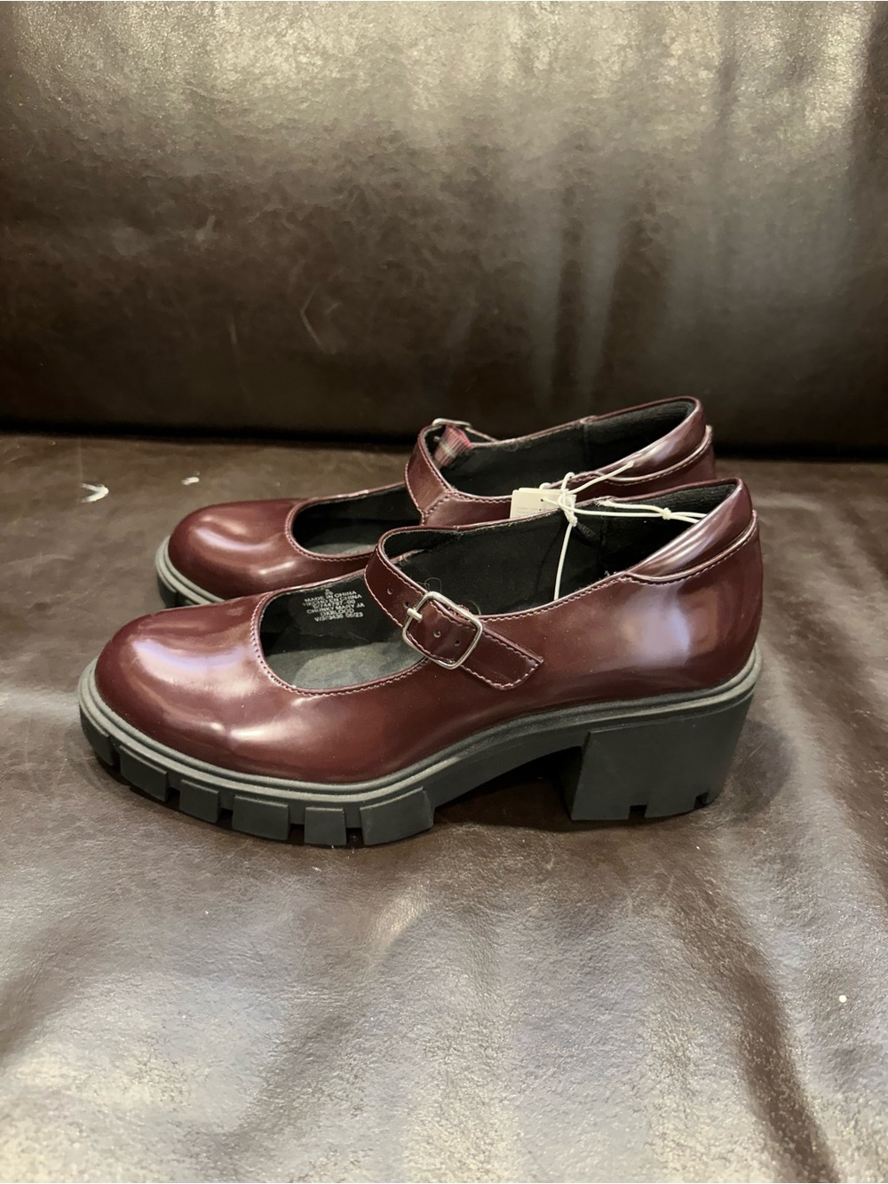 Women’s Mary Jane Platform Shoes in Burgundy lug sole sz 8 - Picture 2 of 10